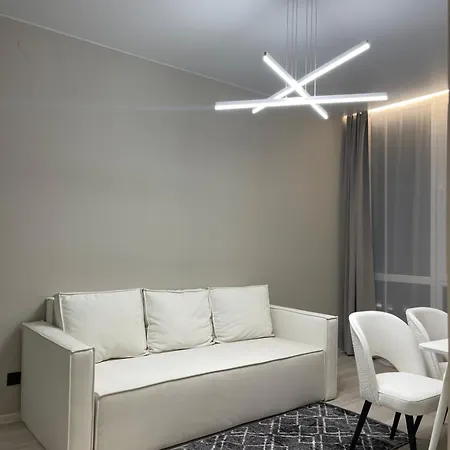 Apartment Royal Line